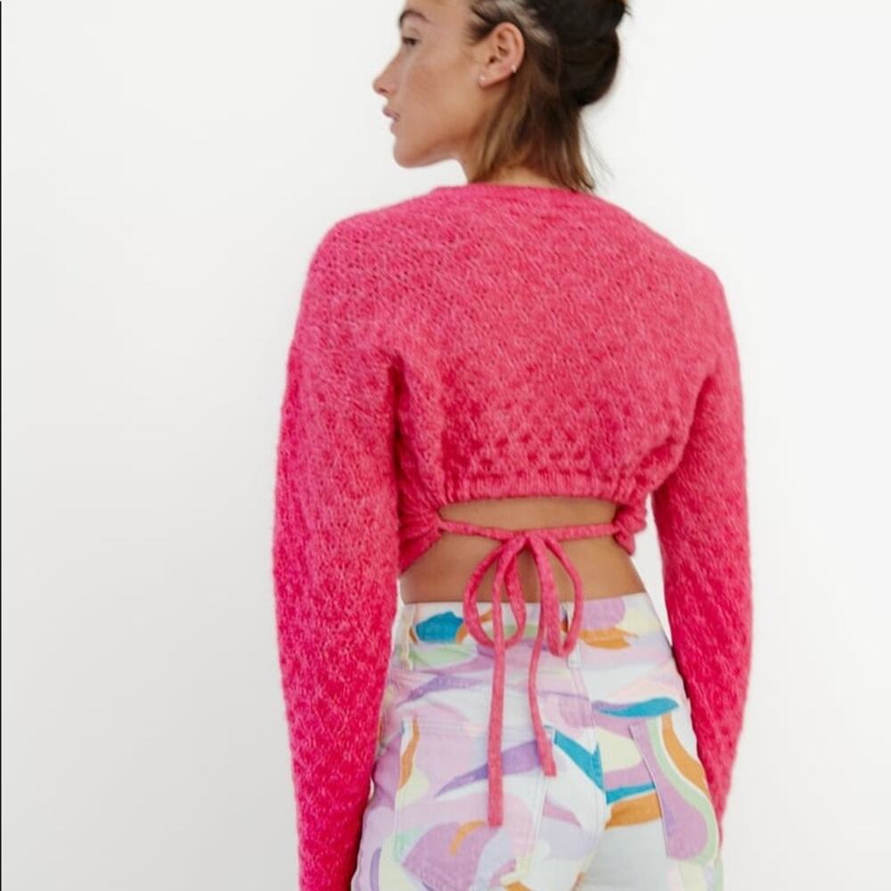 ZARA BLOGGER FAVORITE OPEN BACK KNIT SWEATER - Picture 9 of 13